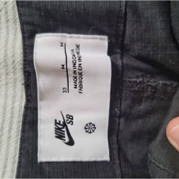 Nike SB Cargos (BNWT) - Picture 3 of 3